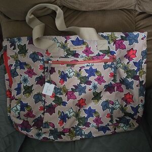 Vera Bradley Lighten Up Expandable tote